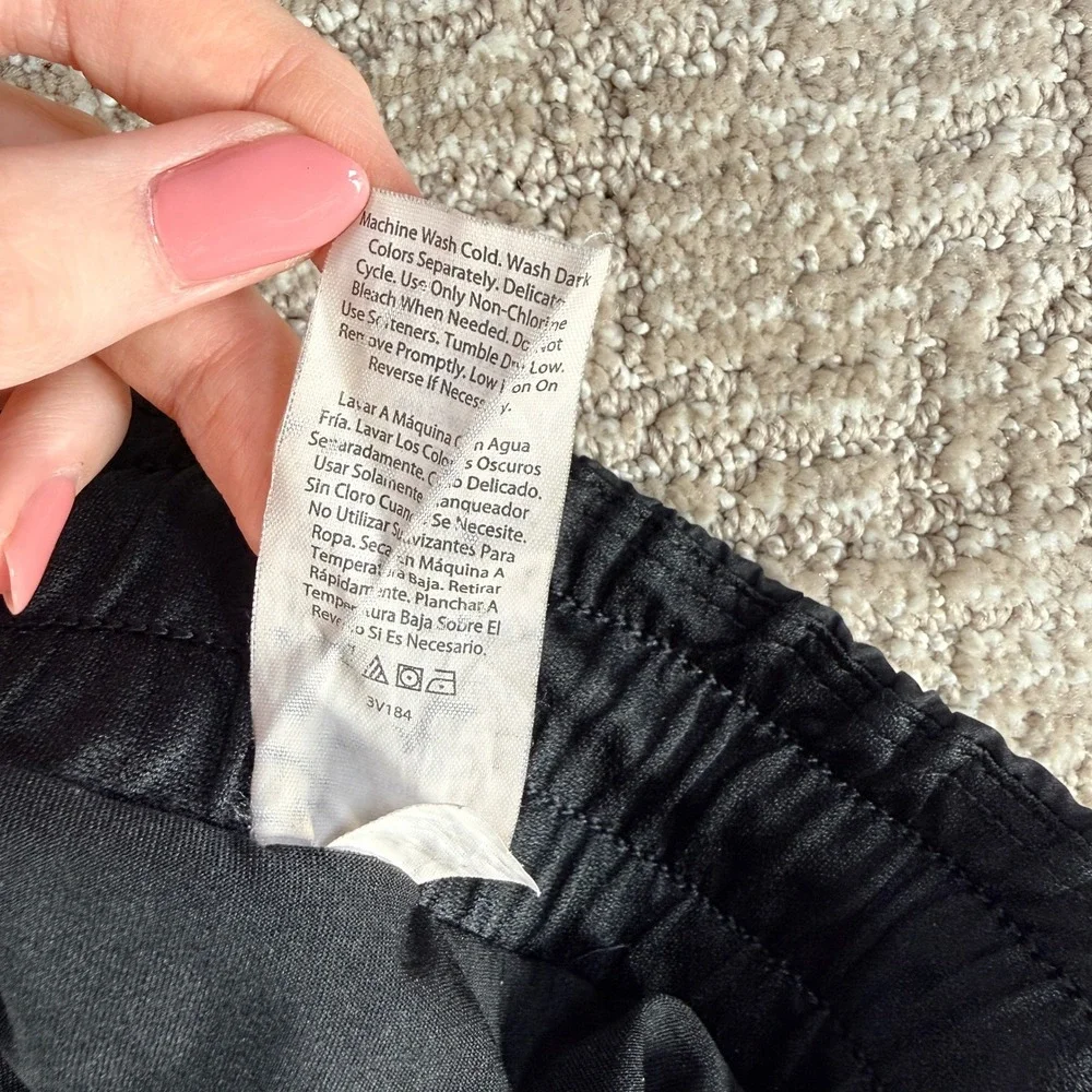 Avia 2-in-1 Running Shorts Zipper Pocket Black Large 12-14 Poly Blend Womens